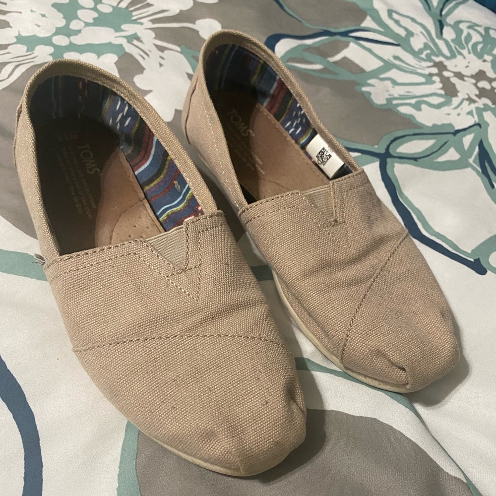 TOMS